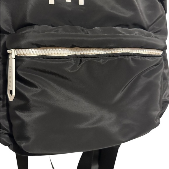 Steve Madden Black and White Backpack Asymmetrical Zip Pocket Medium Size - Picture 5 of 8